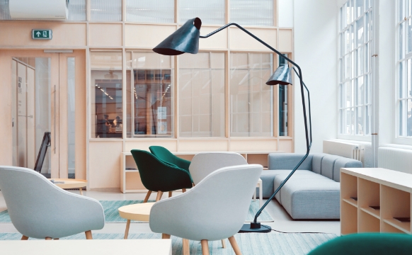 採用情報の説明はこちら