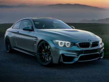 カスタム事例Aの説明はこちら